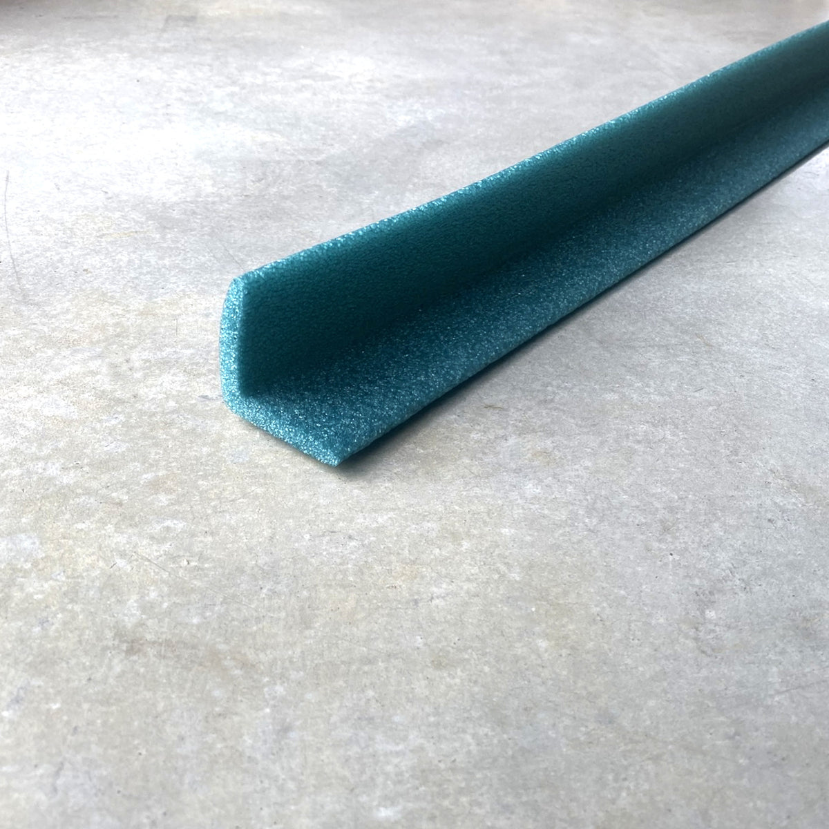10 Cornières de protection en mousse "L" 200cm